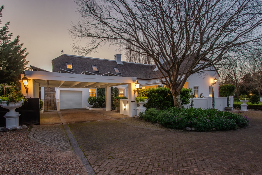 3 Bedroom Property for Sale in Deltacrest Western Cape